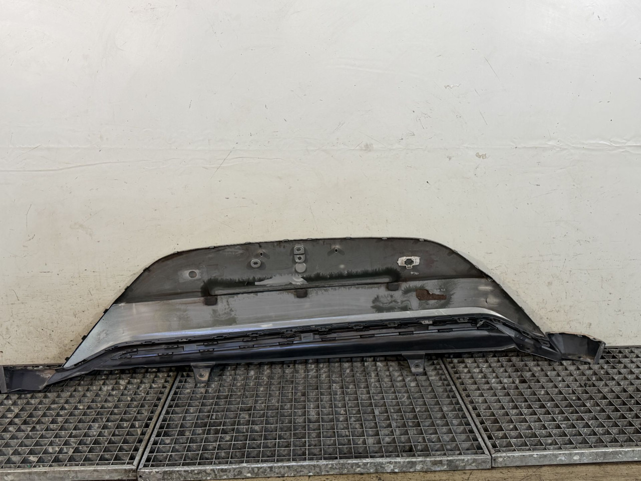 DIJELOVI ZADNJI DIO BRANIKA TOYOTA AYGO > 20- 521510H070