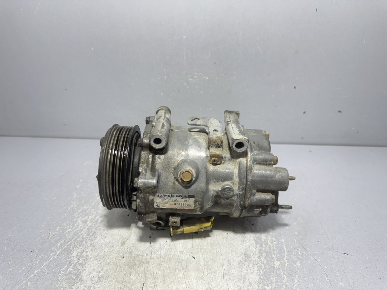 KOMPRESOR KLIME PEUGEOT PARTNER > 12-15 9687499380