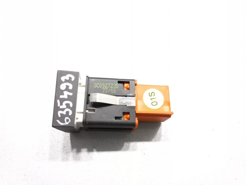 DIJELOVI PREKIDAC VW PASSAT B6 > 05-10 3C0927235