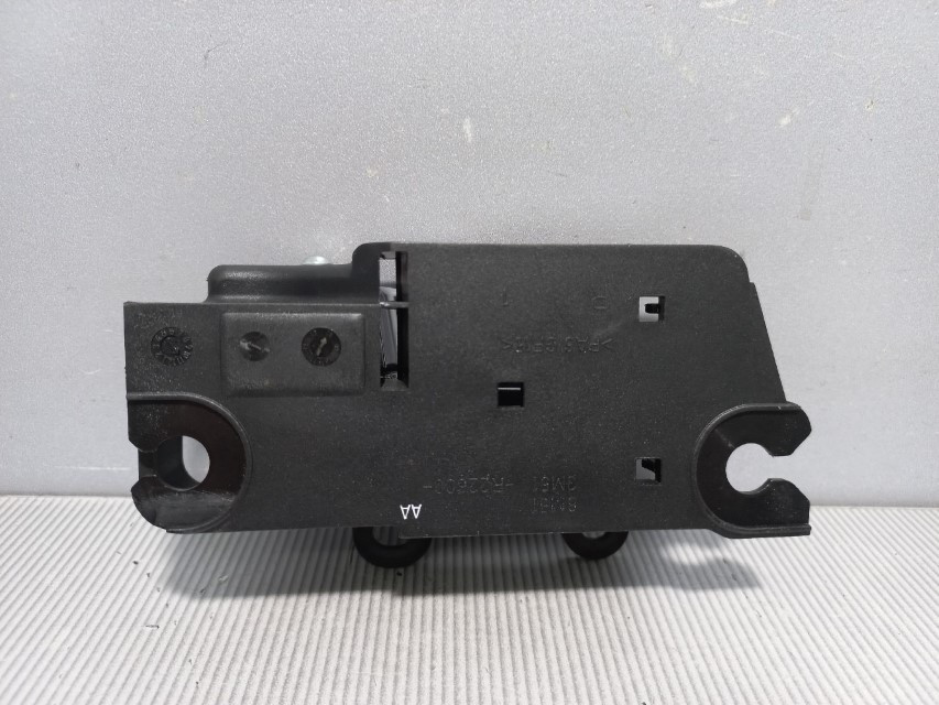 UNUTRASNJA RUCKA VRATA FORD FOCUS > 07-11 3M51R22600