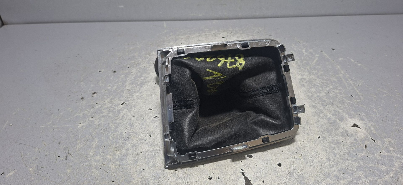 DIJELOVI RUCICA MJENJACA VW GOLF 7 SW > 13- 1.6 5G2711113B