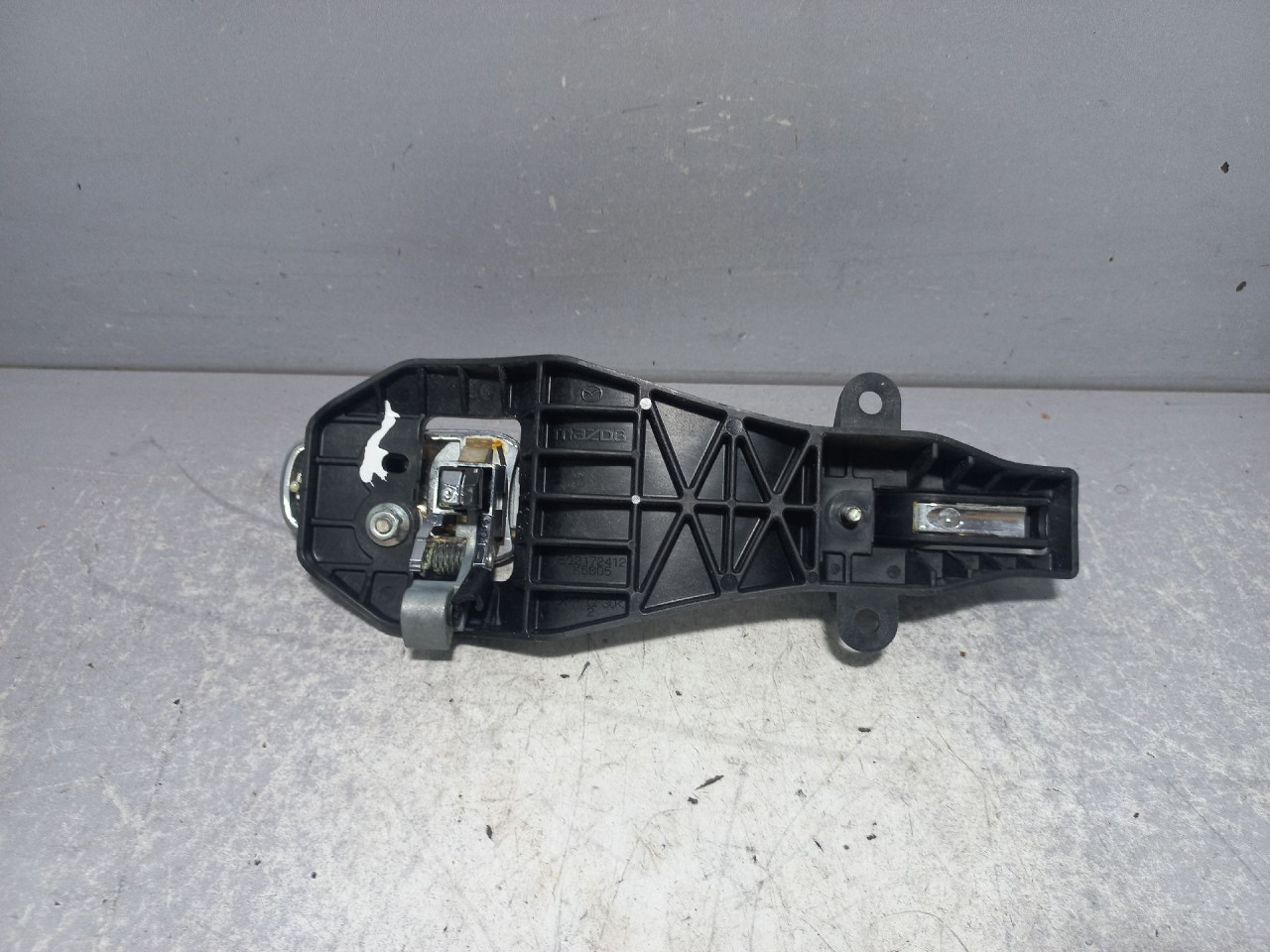 DIJELOVI RUCKA VRATA MAZDA CX7 > 07- EG2172412