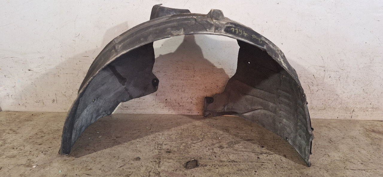 UNUTRASNJI BLATOBRAN AUDI Q5 (FY) > 17 - 20  80A821172E