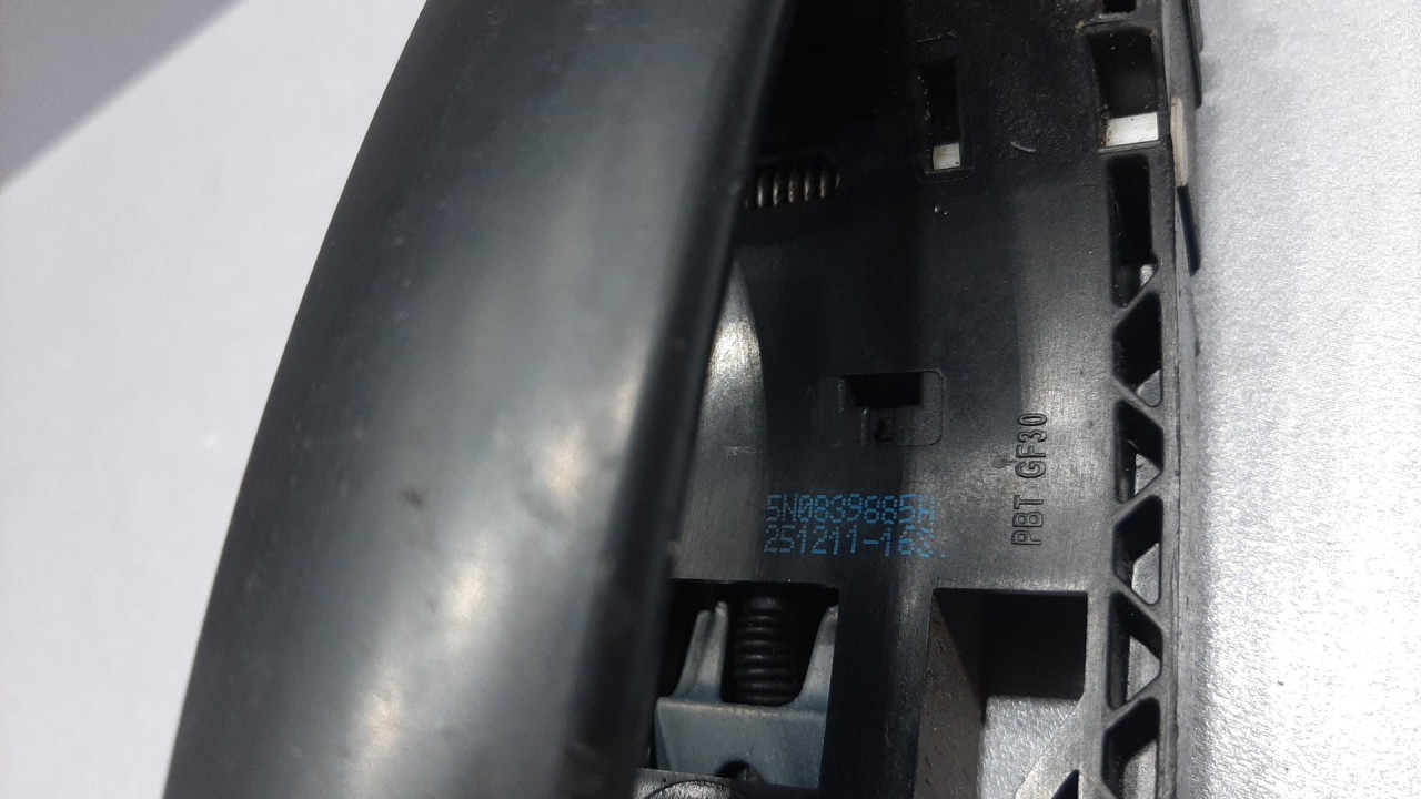 DIJELOVI RUCKA VRATA VW GOLF 7 > 12-16 5N0839885H