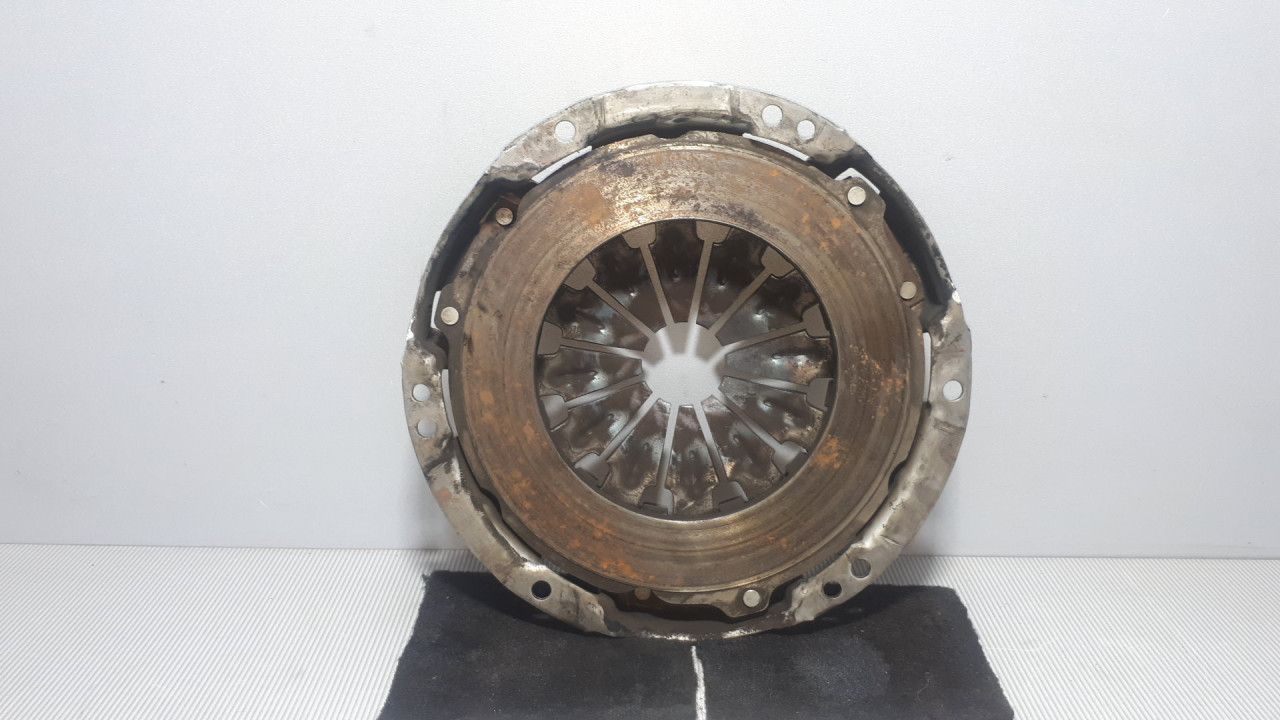 DIJELOVI KORPA TOYOTA YARIS > 14-16 RL52170