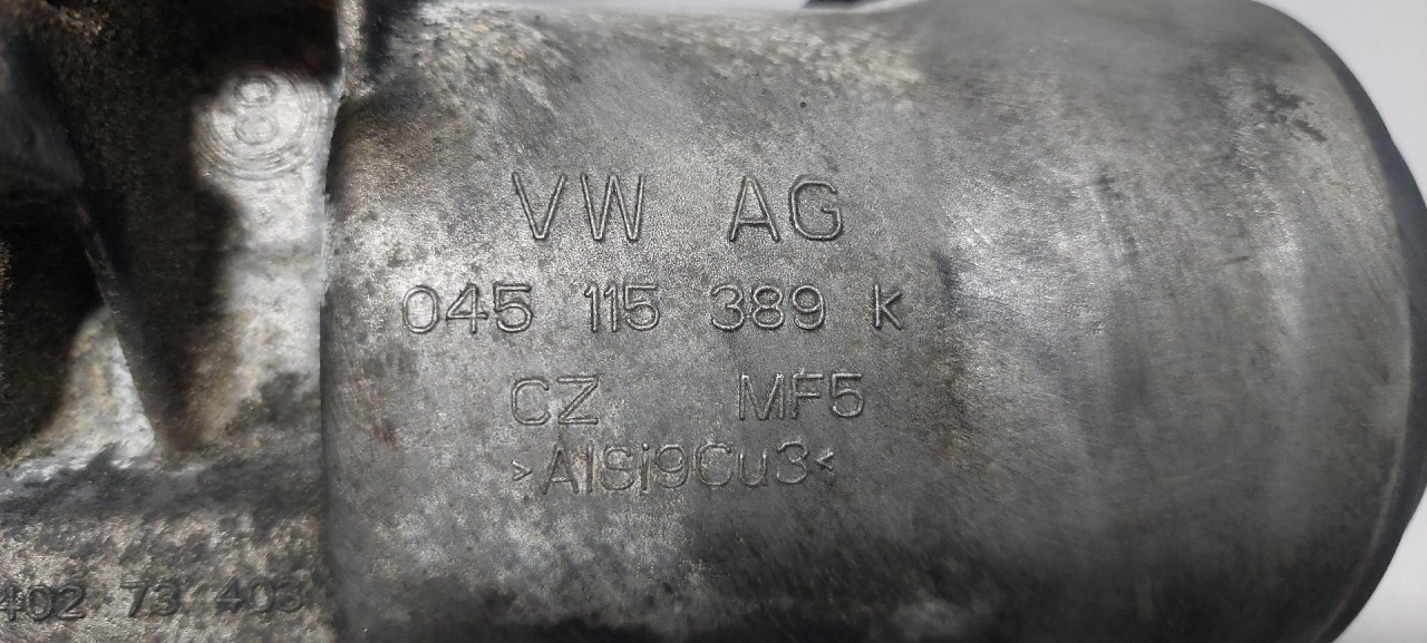 KUCISTE FILTERA ULJA VW PASSAT B6 > 05-10 045115389K