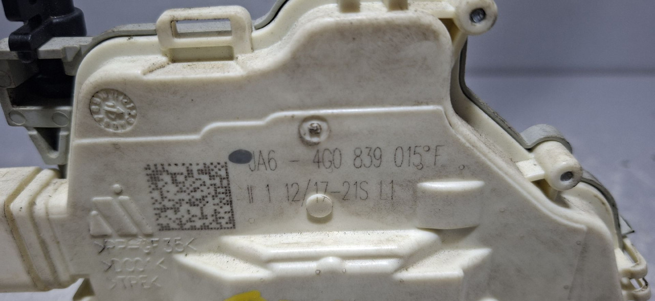 DIJELOVI BRAVA VRATA AUDI Q5 (FY) > 17 - 20  3.0 4G0839015F