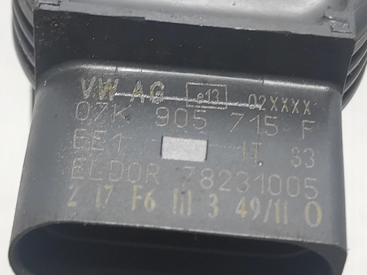 DIJELOVI BOMBINA AUDI A3 > 03-08 2.0 07K905715F