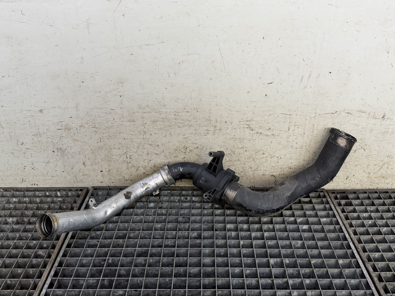CRIJEVO INTERKULERA MERCEDES ML (W164) > 08-11 A1645282482