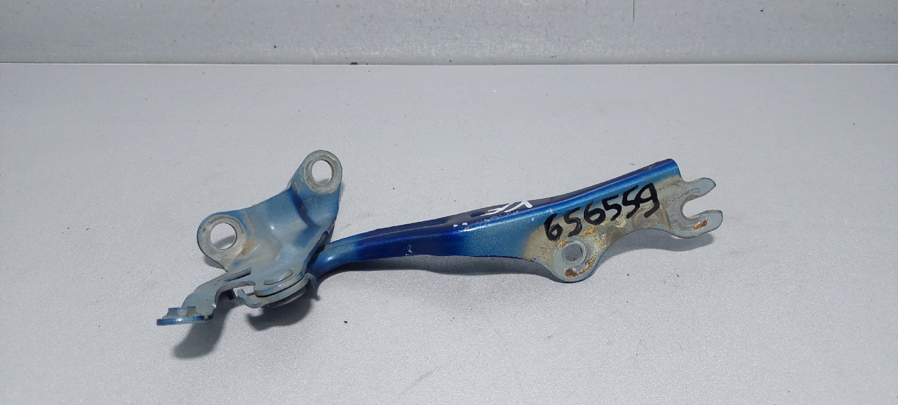 DIJELOVI SKARE OD HAUBE MAZDA 6 > 02-05