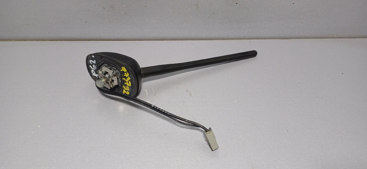 DIJELOVI ANTENA SUZUKI SWIFT > 10-13 03030303