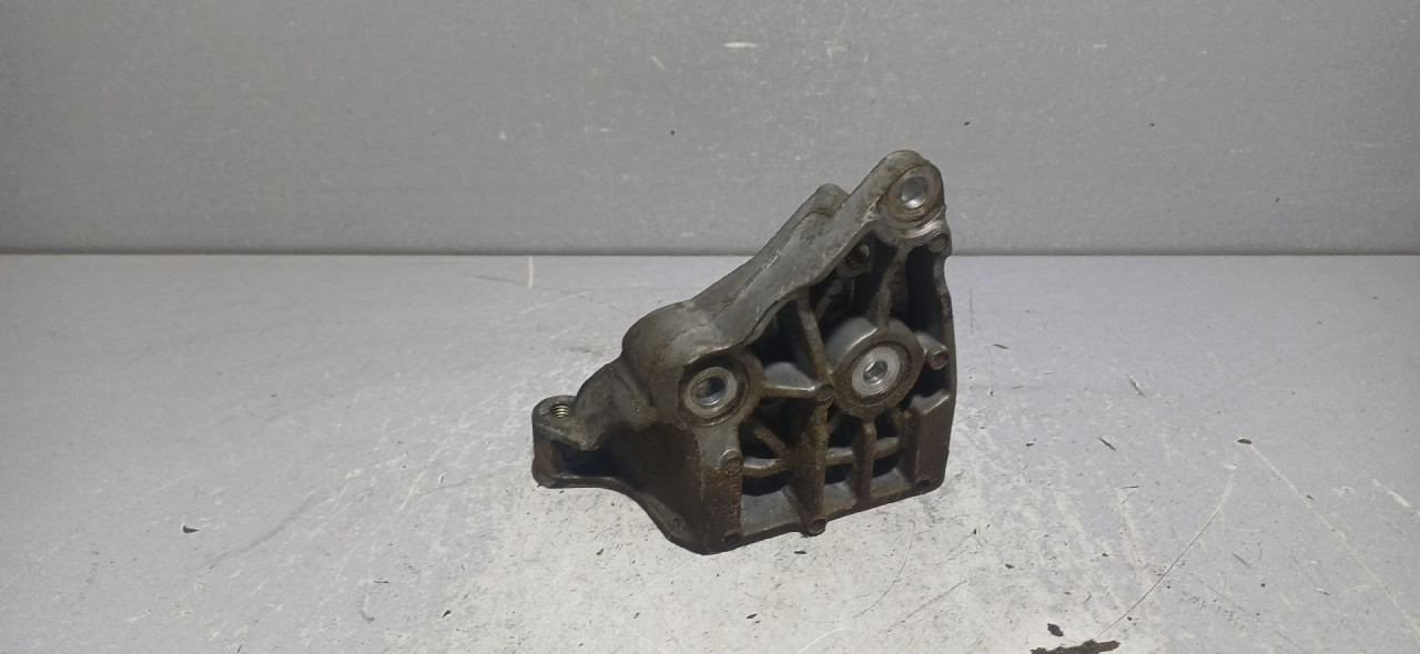 DIJELOVI NOSAC LAND ROVER DISCOVERY > 14-15 7H223C631BA