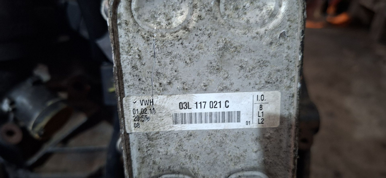 DIJELOVI HLADNJAK ULJA AUDI A3 > 08-12 2.0 03L117021C