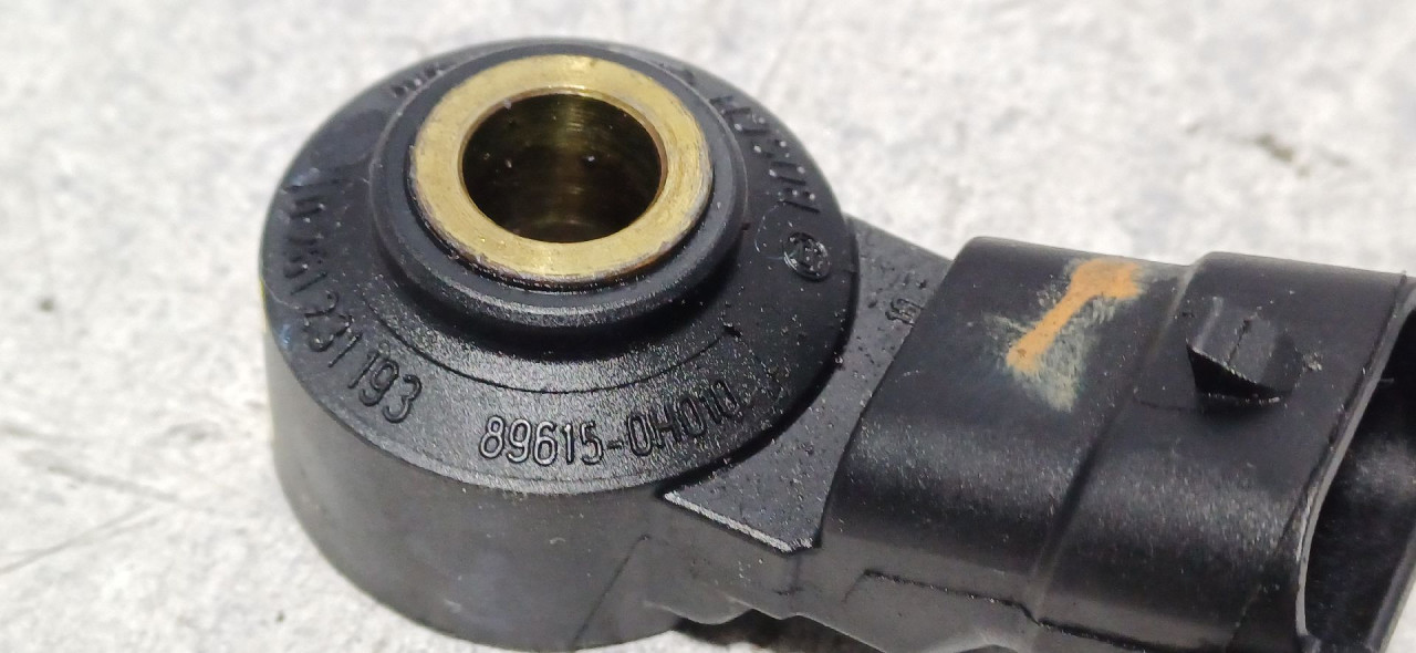 DIJELOVI SENZOR TOYOTA YARIS > 06-09 896150H010