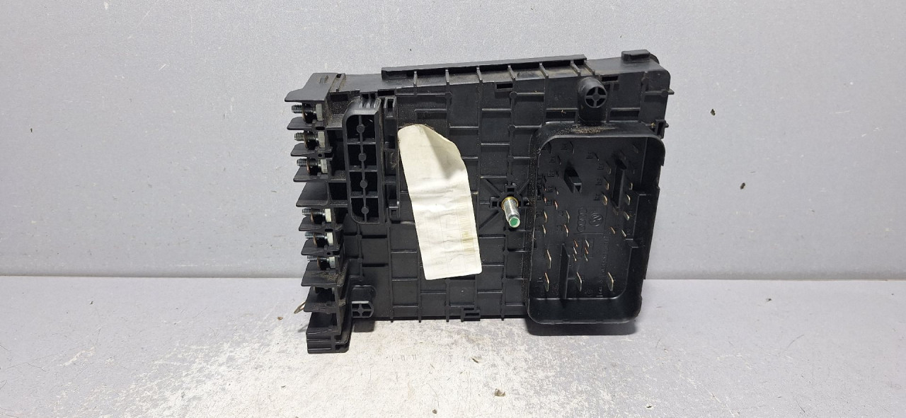 ELEKTRONIKA KUTIJA OSIGURACA AUDI Q3 > 11-15 3C0937125A
