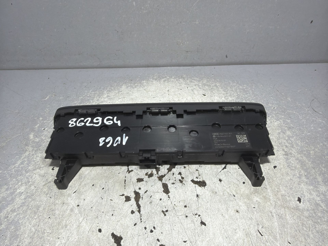 DIJELOVI PREKIDAC AUDI A4 (B9) > 15-18 2.0 8W0925301