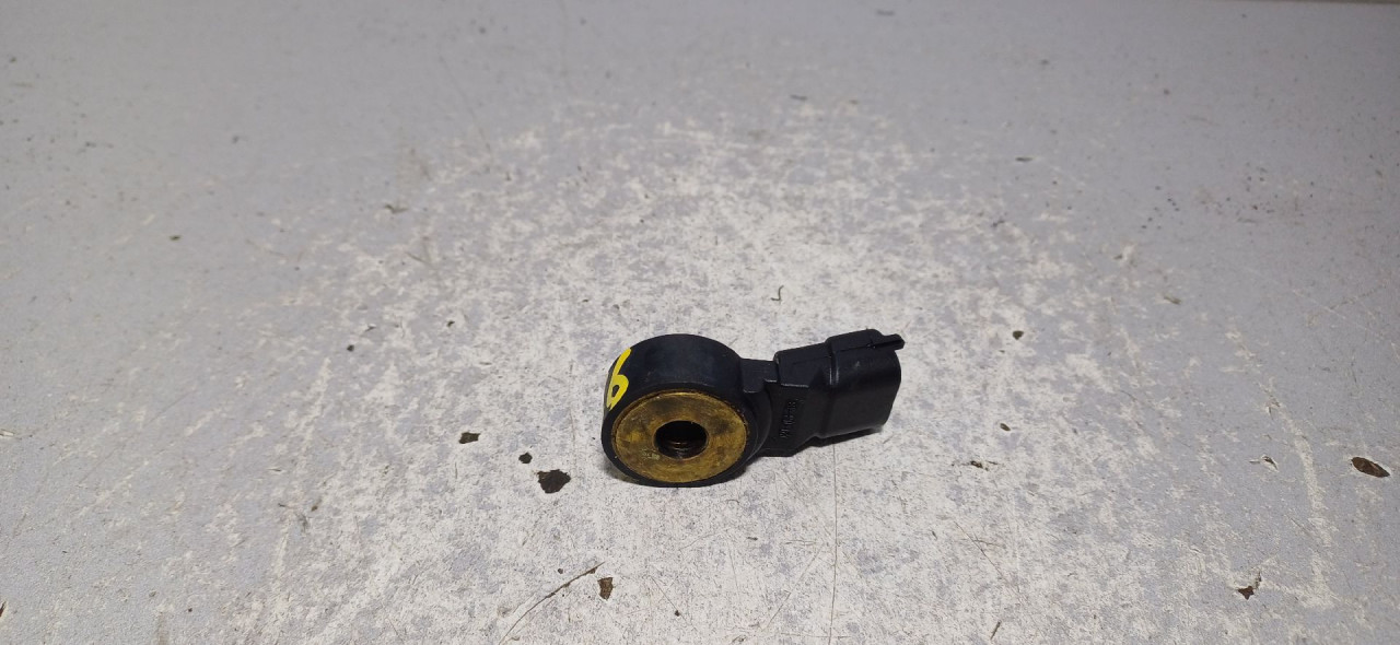 DIJELOVI SENZOR TOYOTA YARIS > 06-09 896150H010