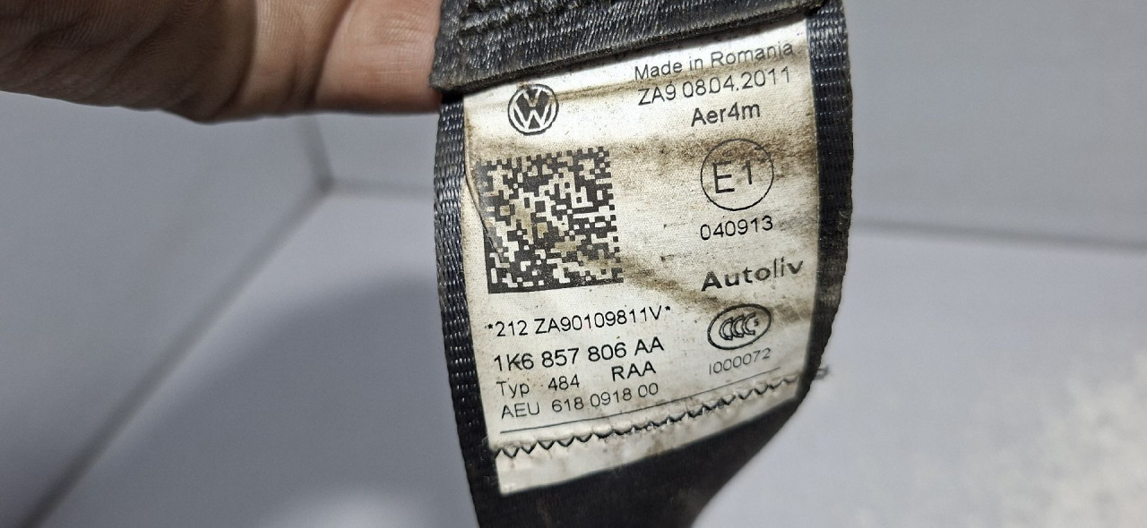 DIJELOVI POJAS VW GOLF 6 > 08-12 1K6857806AA