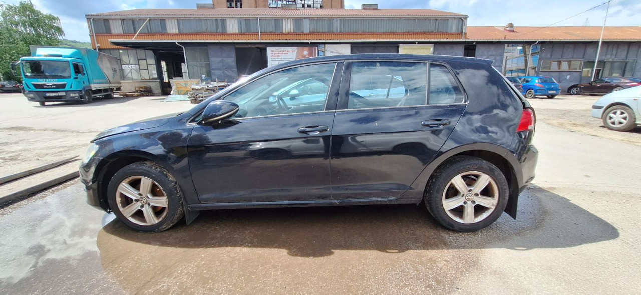 DIJELOVI VW GOLF 7 > 12-16 1.6 Dizel CLHA MOTOR