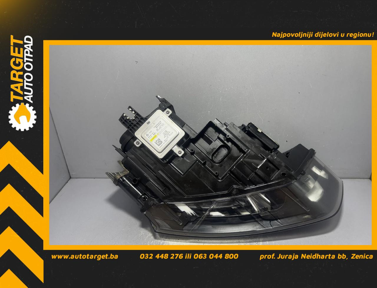 DIJELOVI FAR AUDI Q3 > 11-15 2.0 8U0941005A
