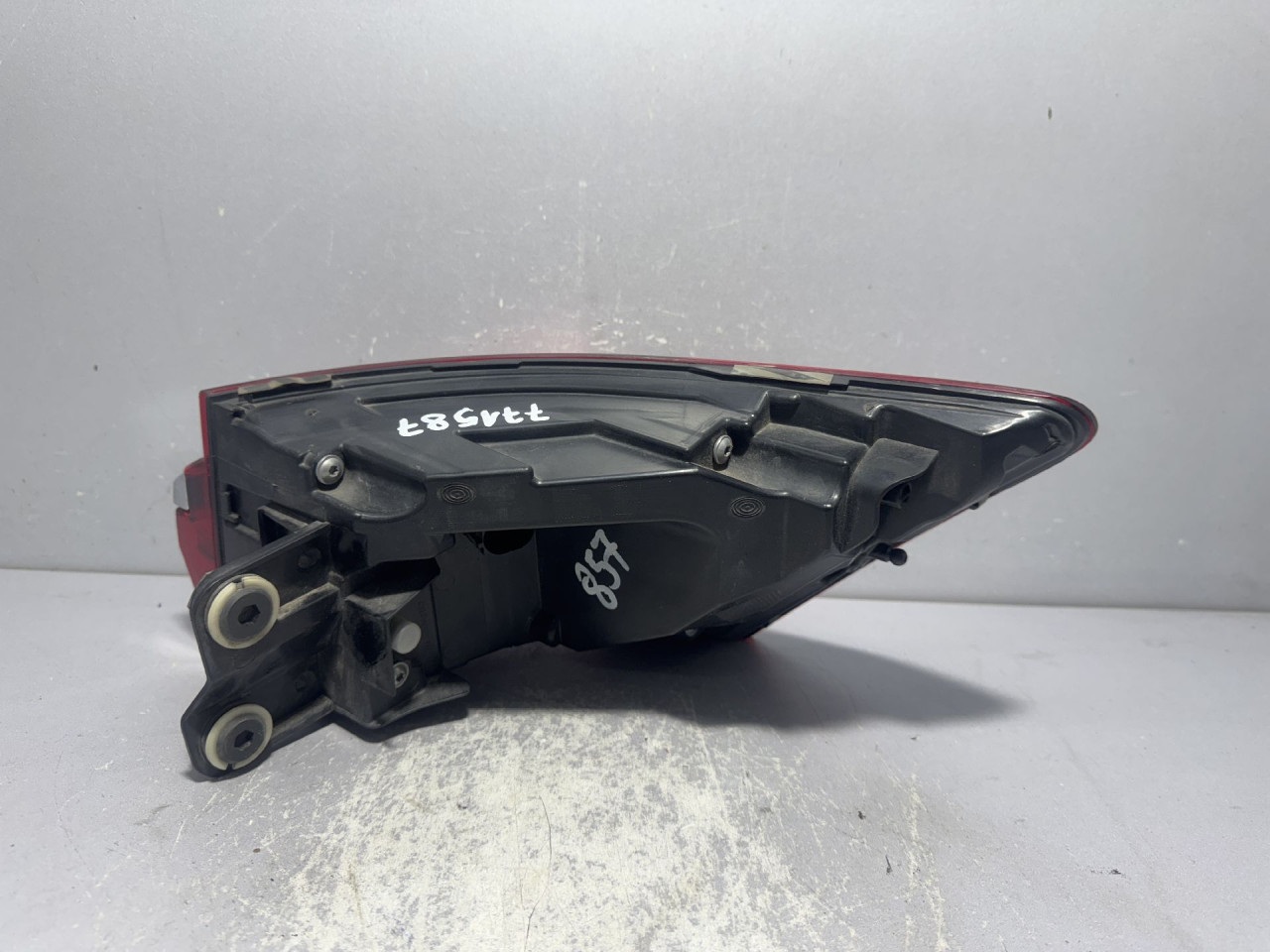 DIJELOVI STOP SVJETLO AUDI A6 4K > 18- 4K5945091