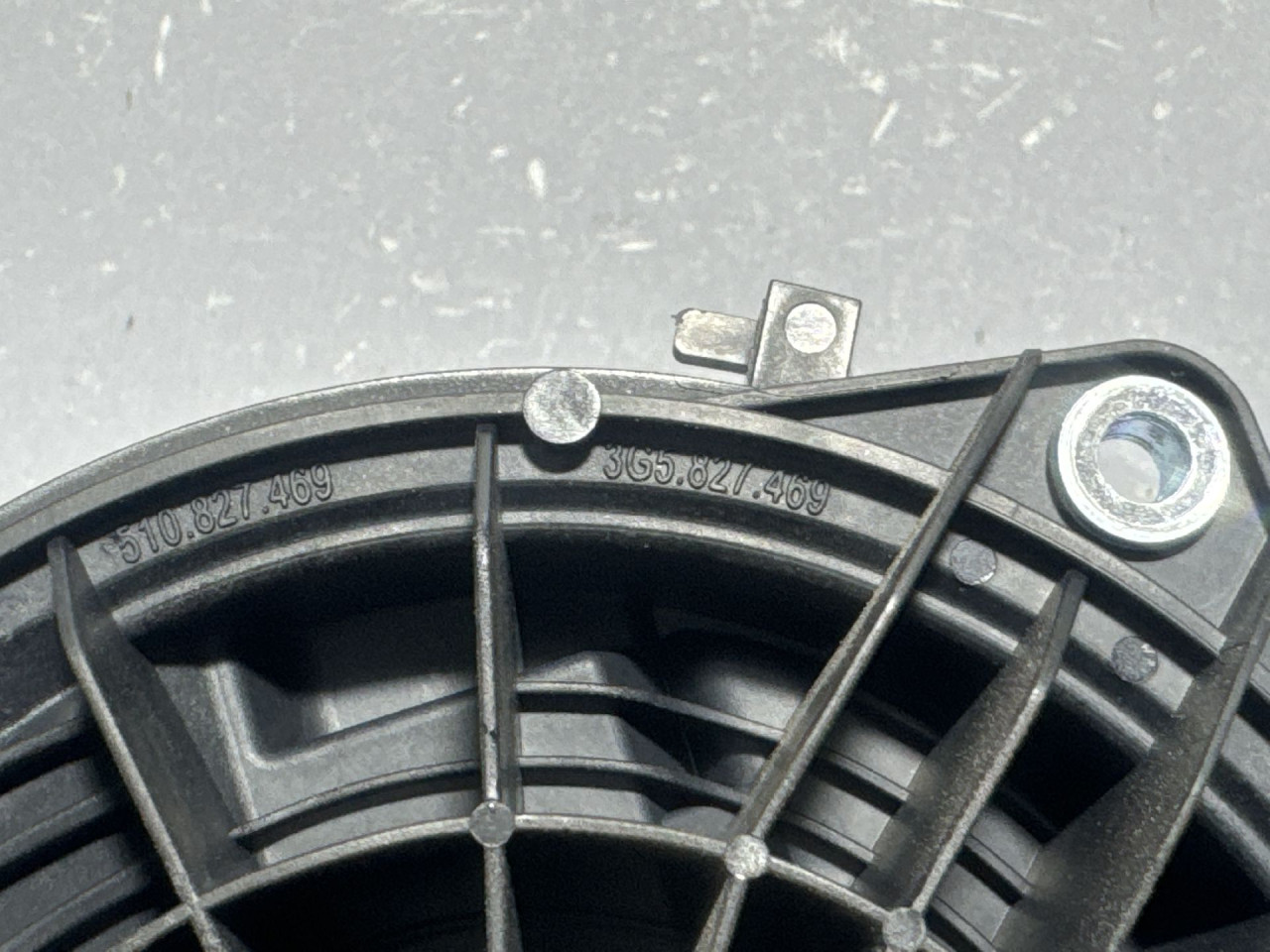 DIJELOVI RUCKA GEPEKA VW PASSAT B8 > 14-19 2.0 3G5827469