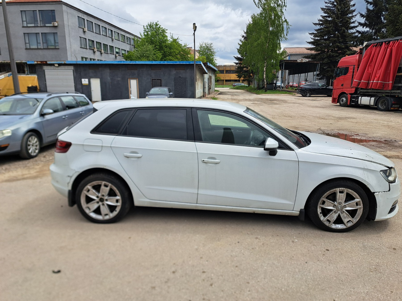 DIJELOVI AUDI A3 8V1/8VA 1.6 DIZEL 81KW MJENJAC MOTOR CRKB 2014
