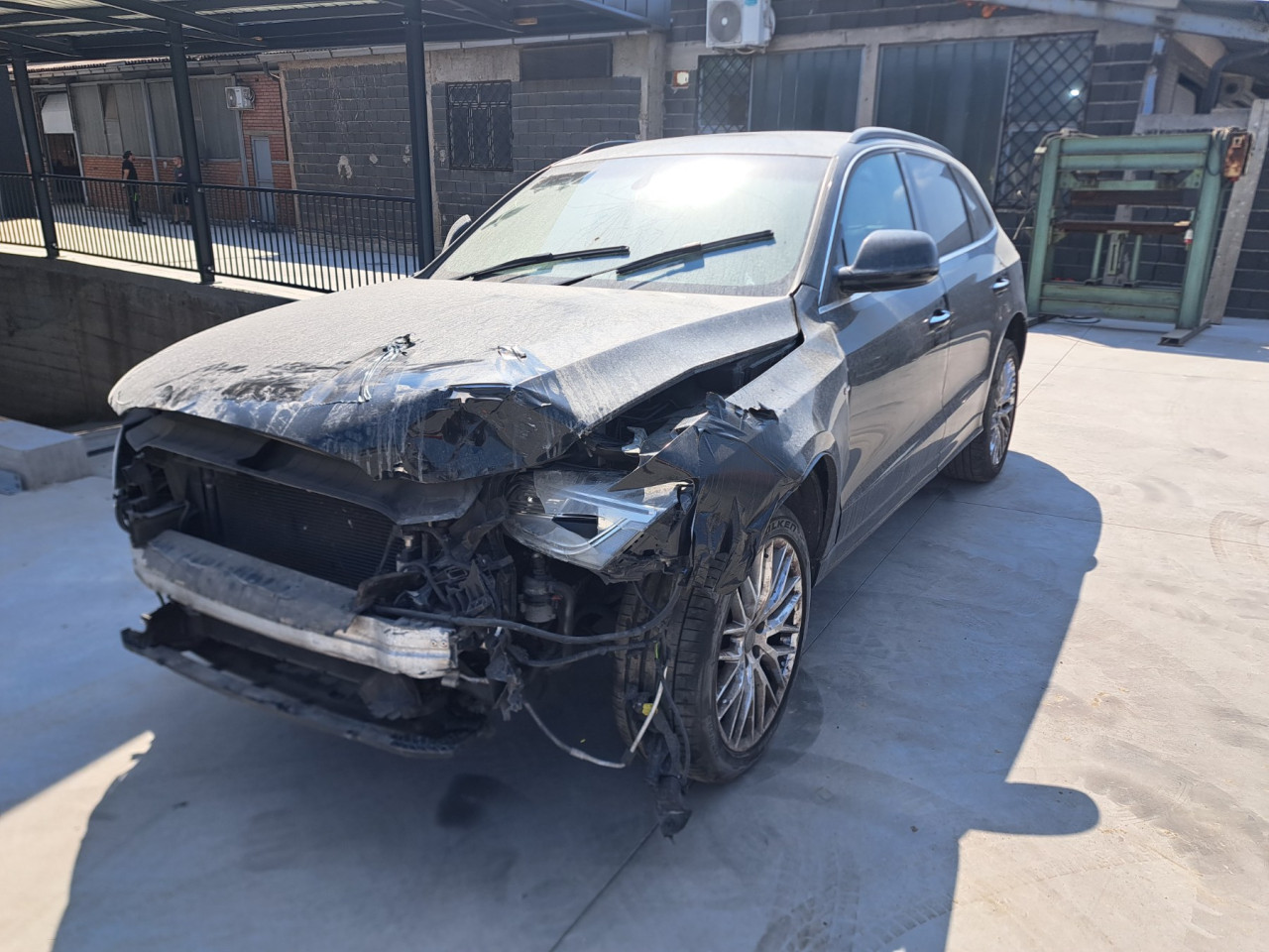 DIJELOVI AUDI Q5 2.0 DIZEL S-LINE 4X4 2016. MJENJAC MOTOR CNHA