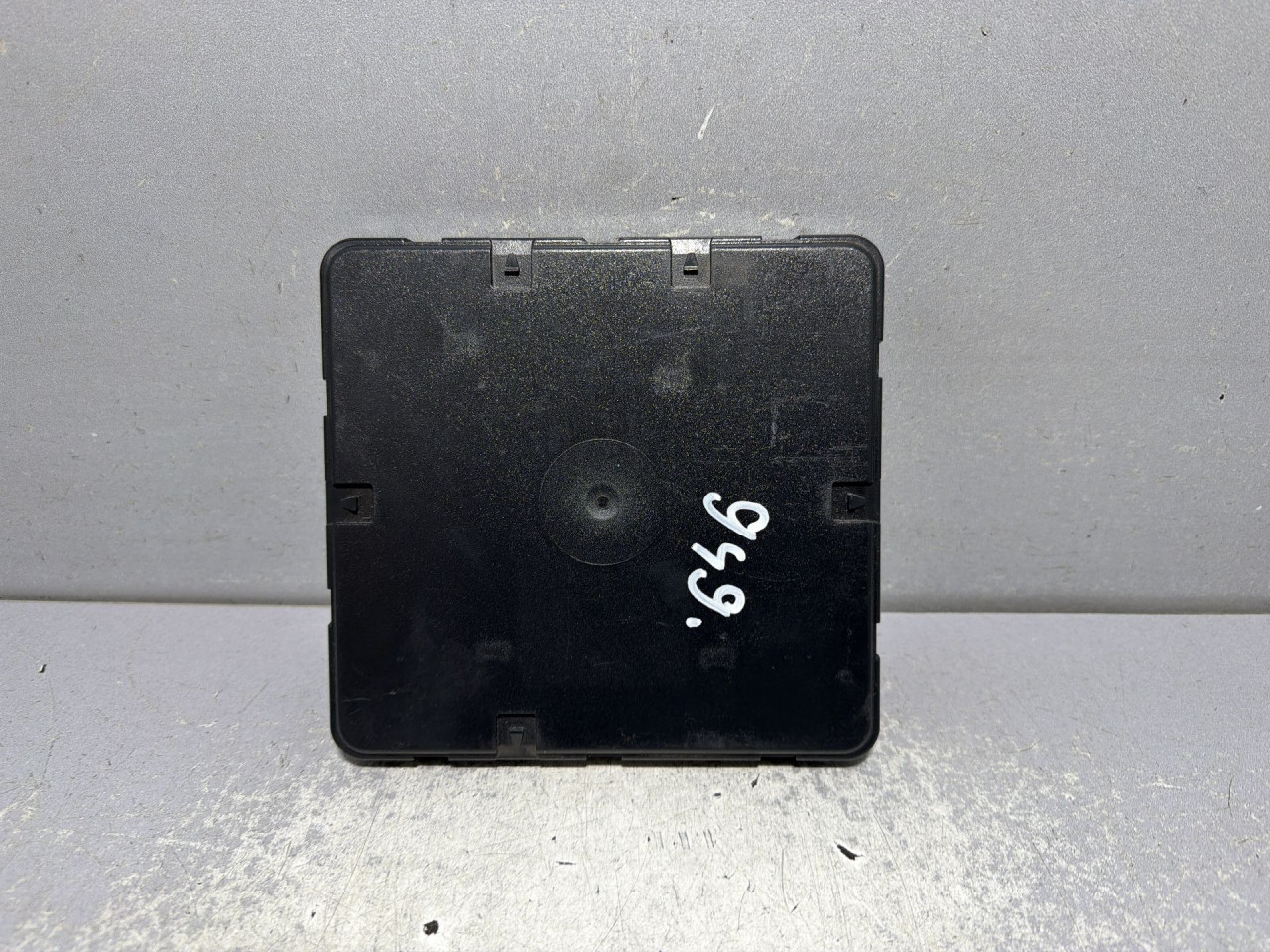 DIJELOVI BCM ELEKTRONIKA AUDI A4 (B9) > 19- 8W1907064AN