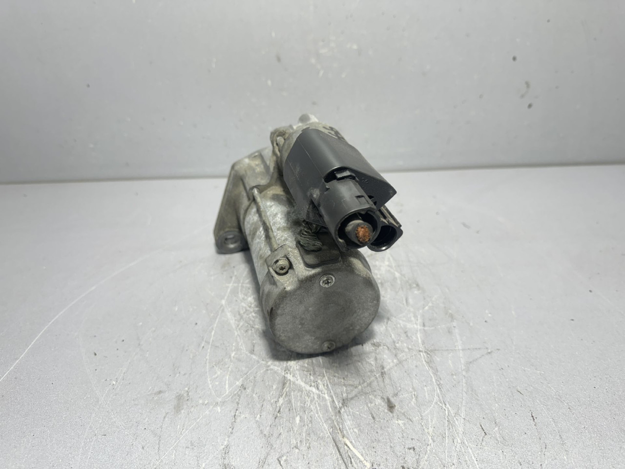 DIJELOVI ALNASER VW GOLF 7 > 12-16 0AH911023G