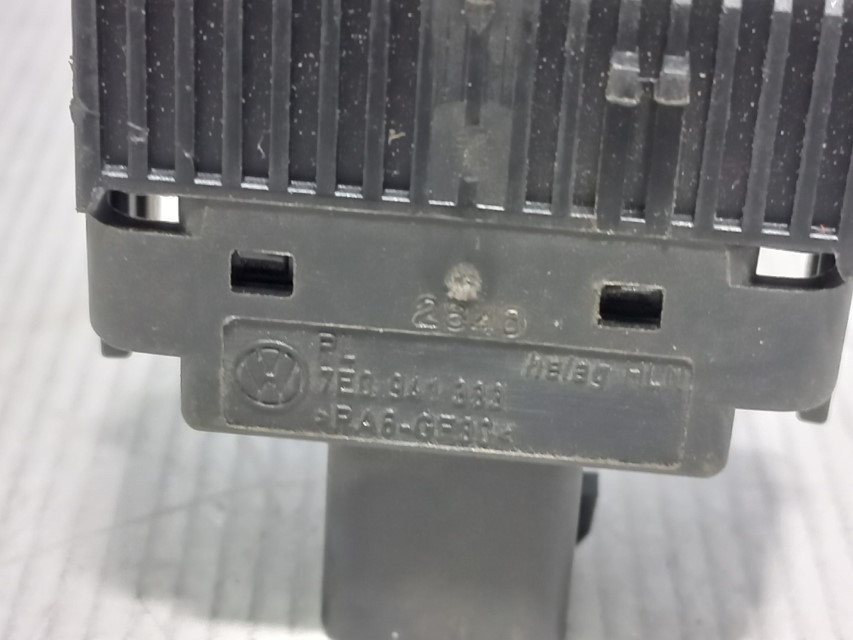 DIJELOVI PREKIDAC VW T5 > 03-09 7E0941333