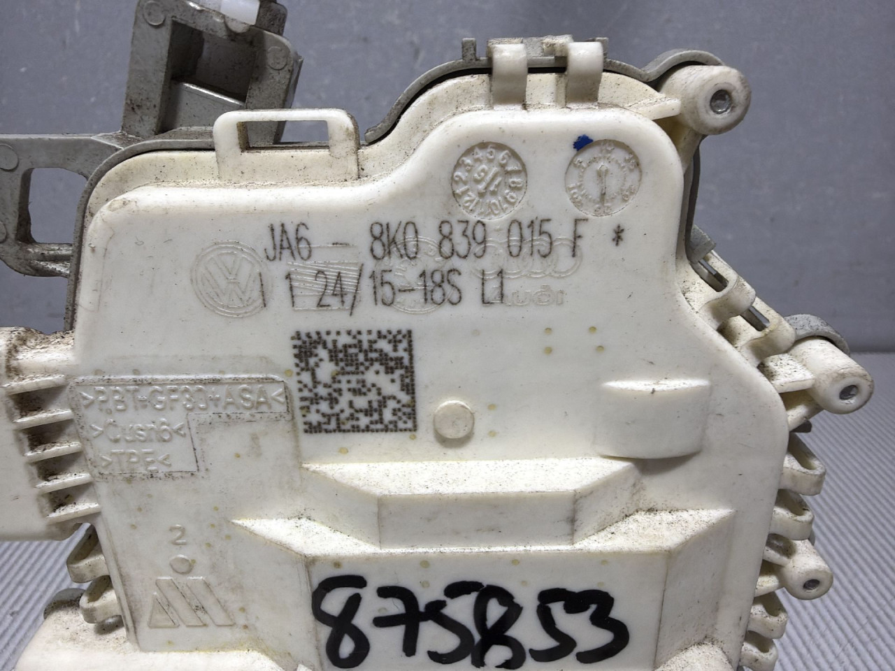 DIJELOVI BRAVA VRATA AUDI Q5 > 12-16 2.0 8K0839015F