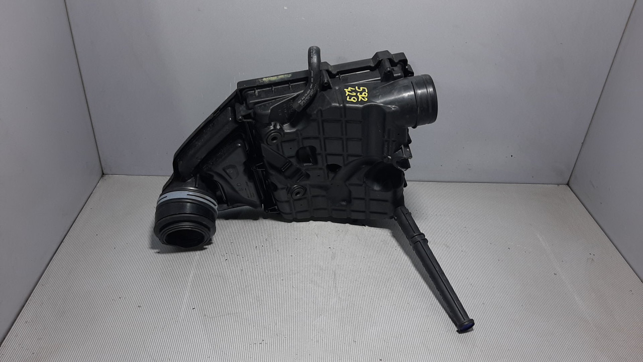KUCISTE FILTERA ZRAKA SKODA FABIA > 18- 04C129601N