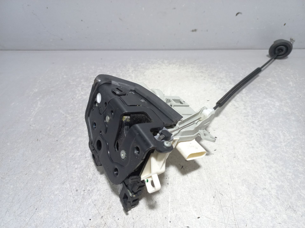 DIJELOVI BRAVA VRATA AUDI Q2 > 16-20 8K0839015H