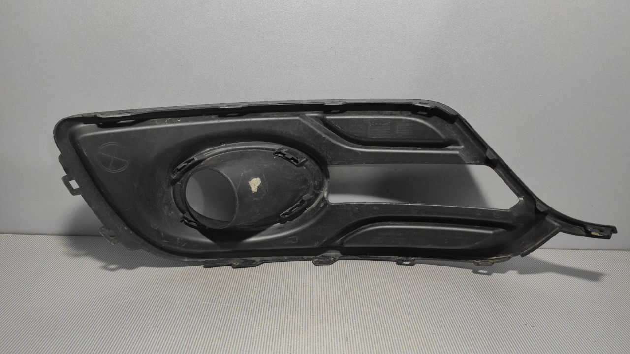 PLASTIKA BRANIKA RENAULT MEGANE > 14-16 261A32193R