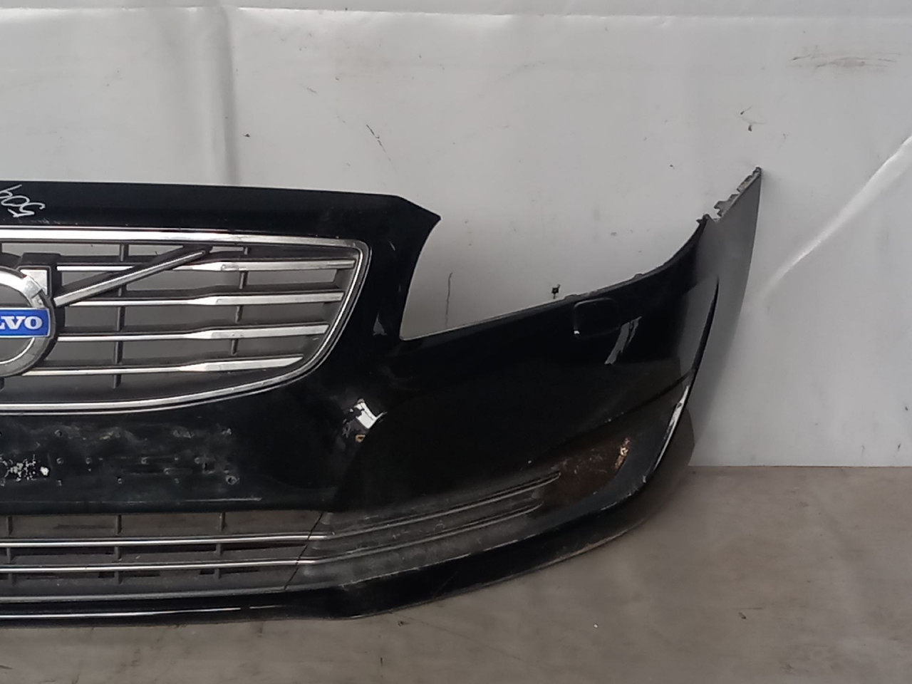 DIJELOVI BRANIK VOLVO V70 > 14-16 2.0