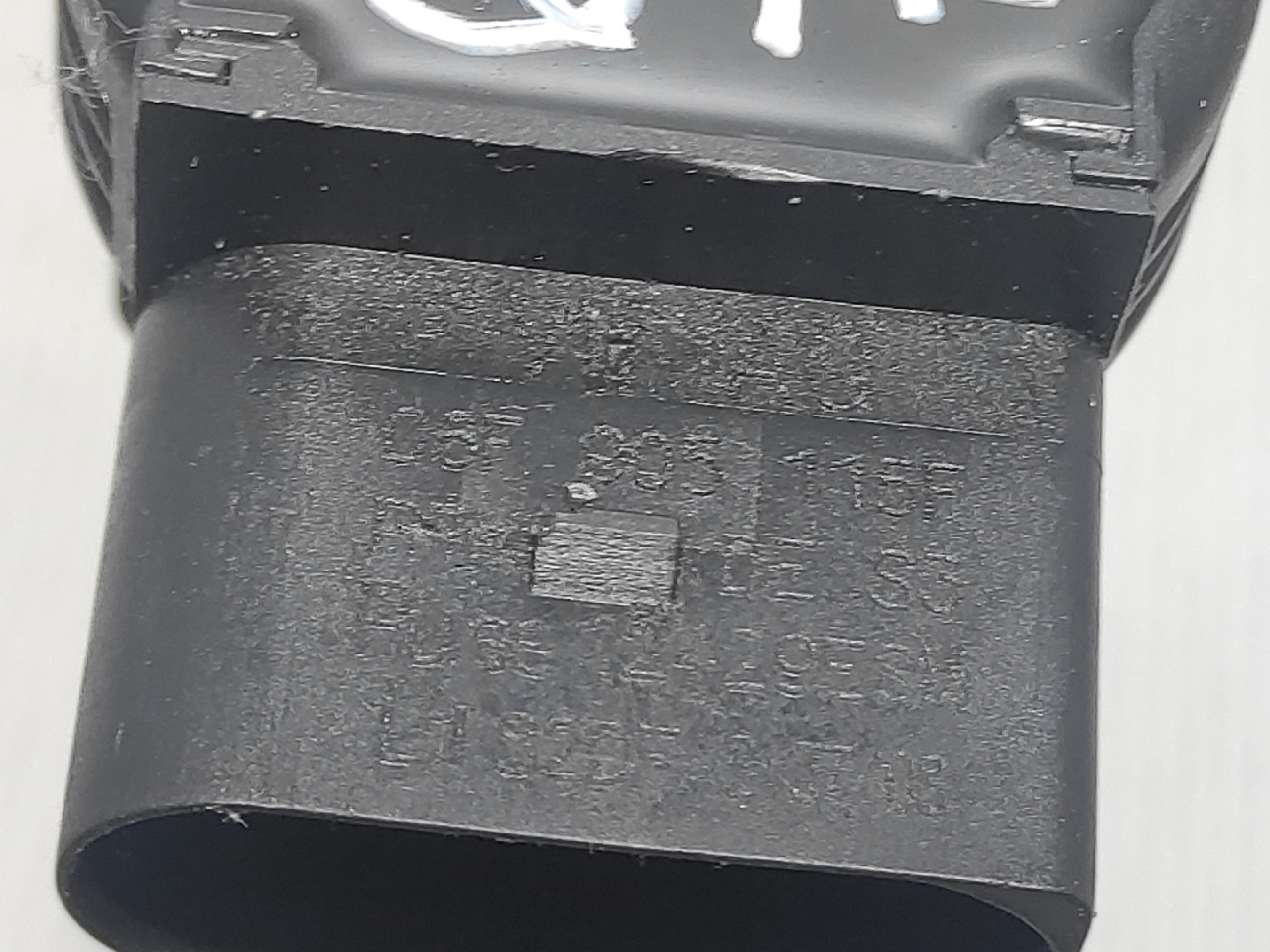 DIJELOVI BOMBINA VW PASSAT B6 > 05-10 06F905115F