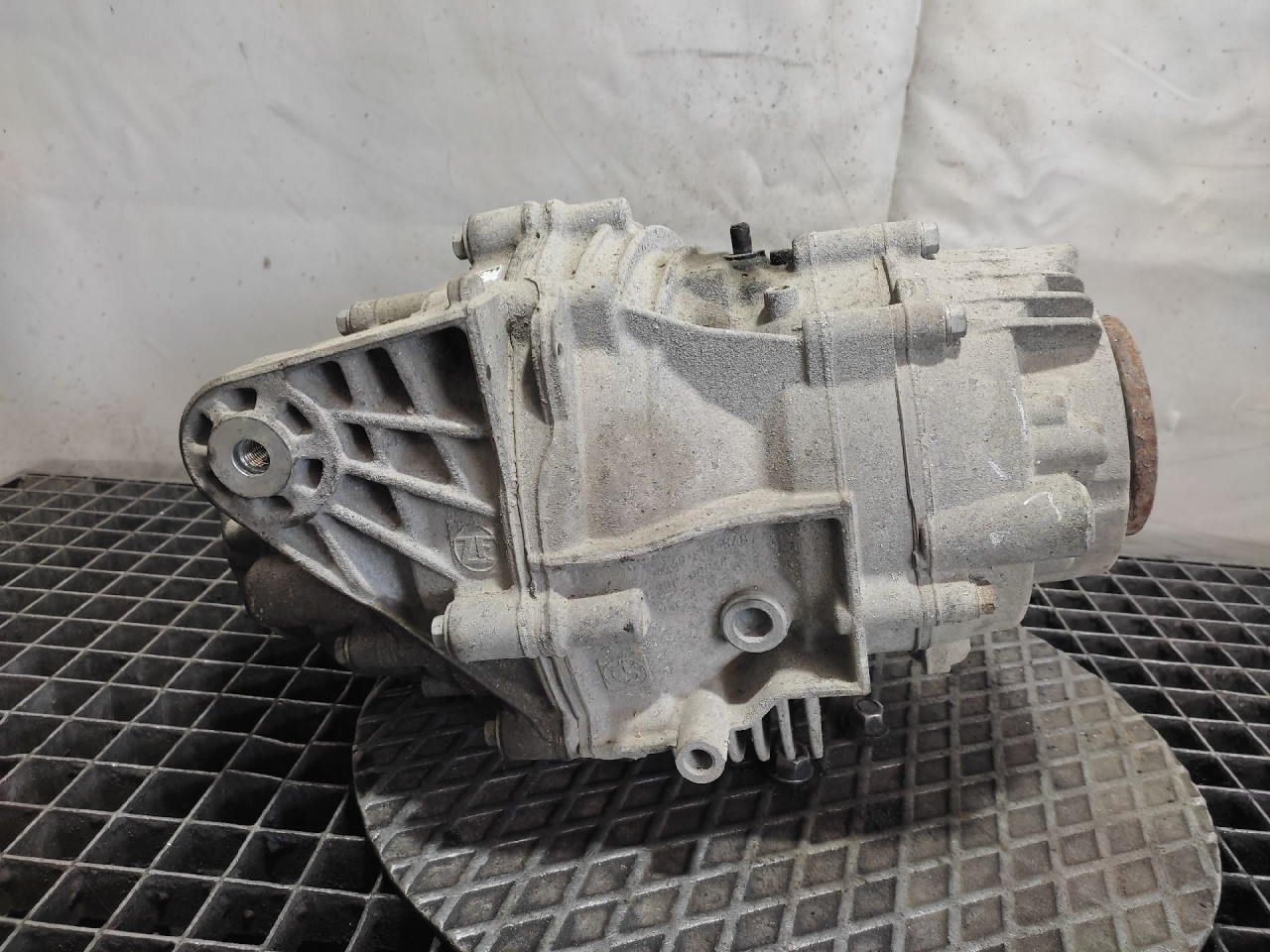 DIFERENCIJAL BMW X5 (F15) M-TECH > 13-18 4460310348