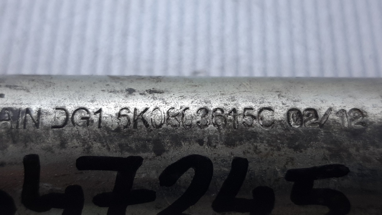 DIJELOVI KUKA ZA VUCU VW UP > 12-16 6K0803615C