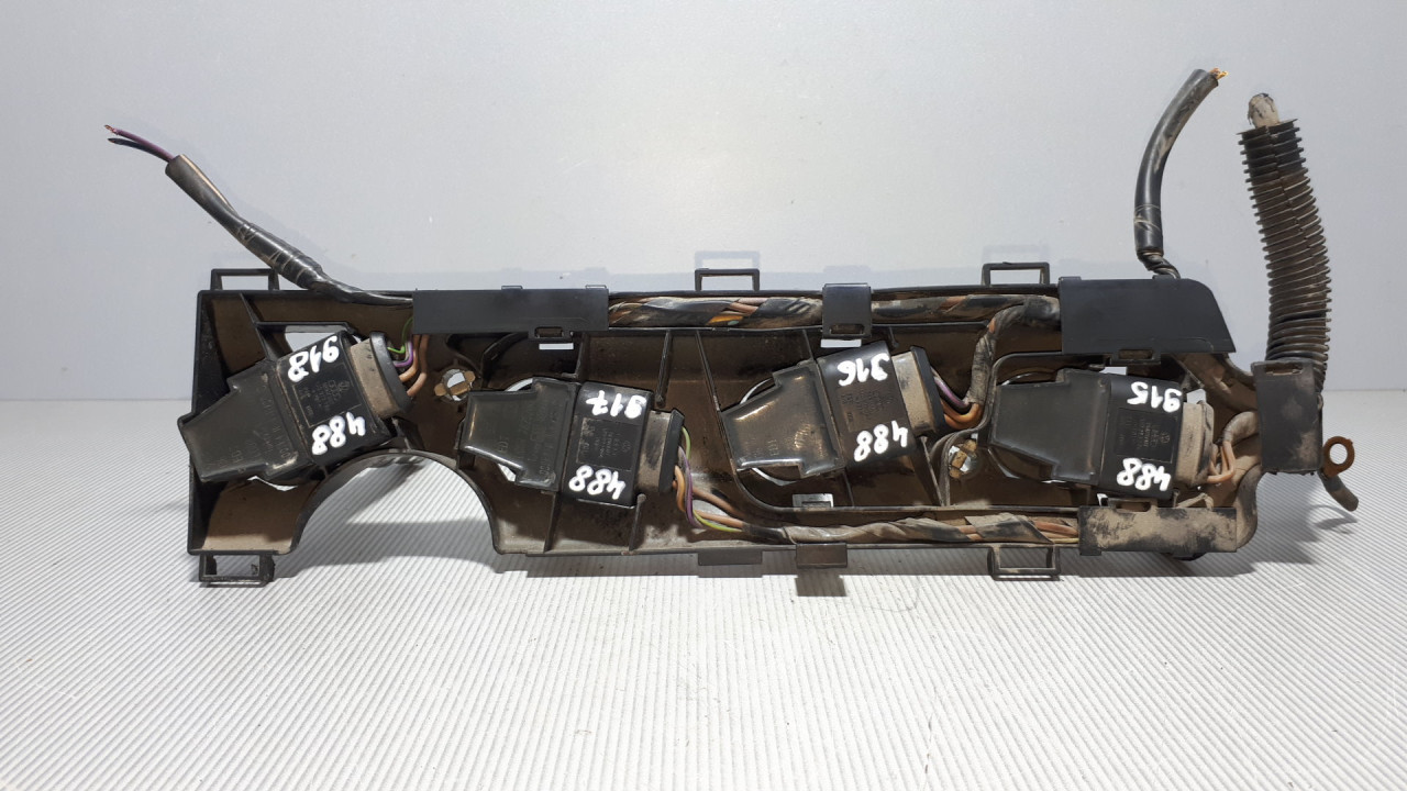 DIJELOVI BOMBINA VW GOLF 6 > 08-12 036905715F
