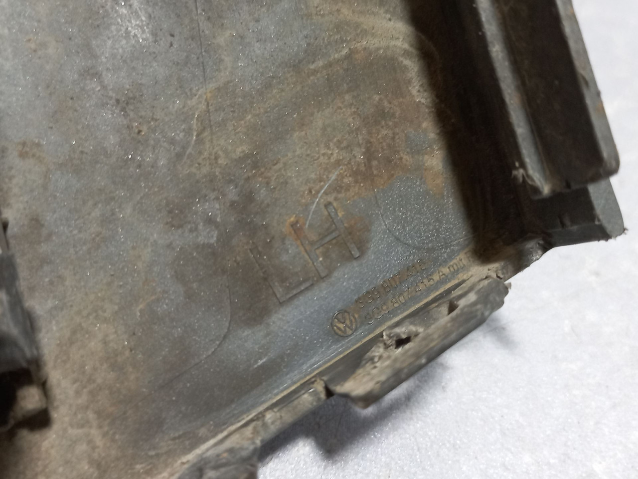 RUB BLATOBRANA VW PASSAT B8 > 14- 3G9807415A