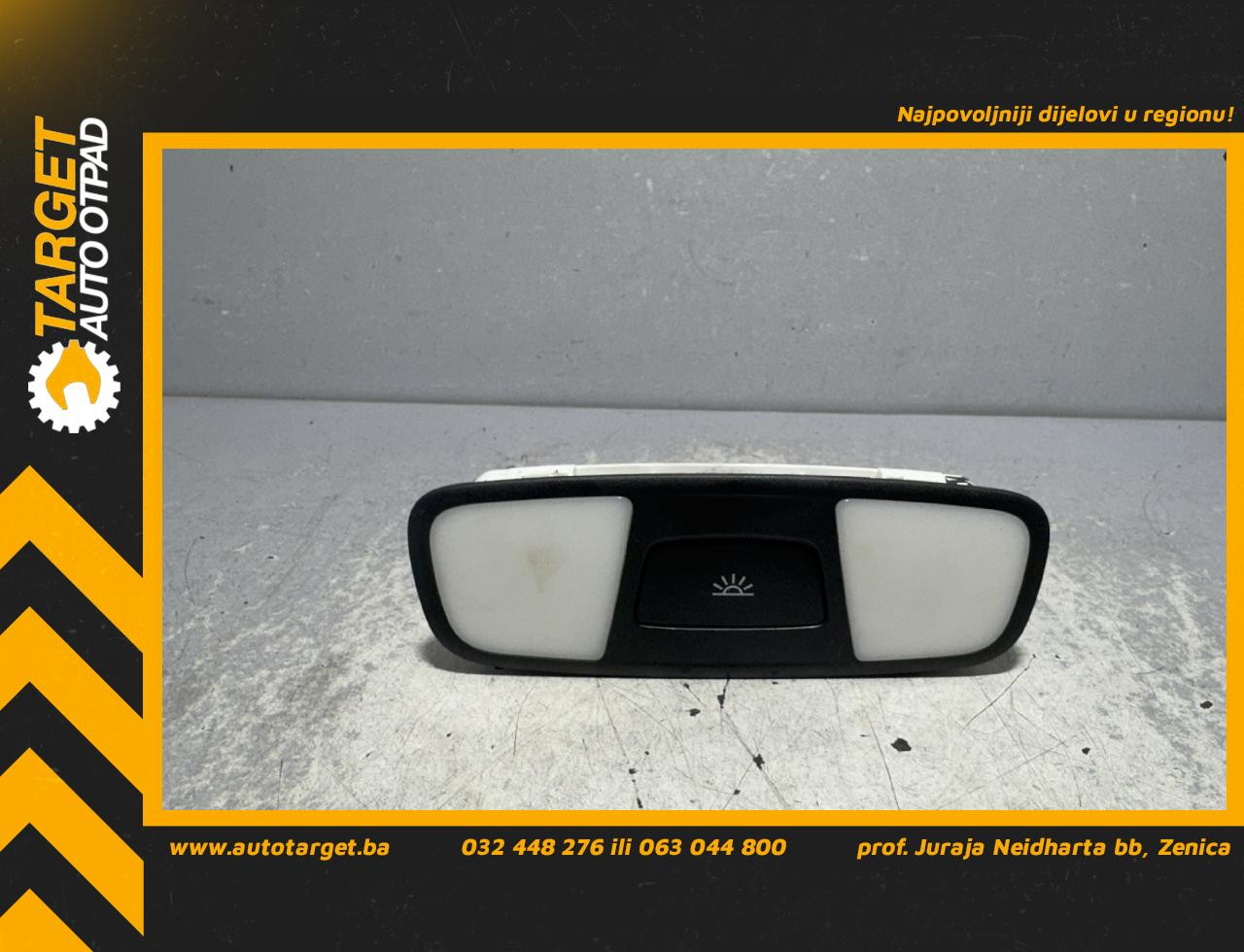 RASVJETA U KABINI AUDI Q3 > 11-15 8U0947111