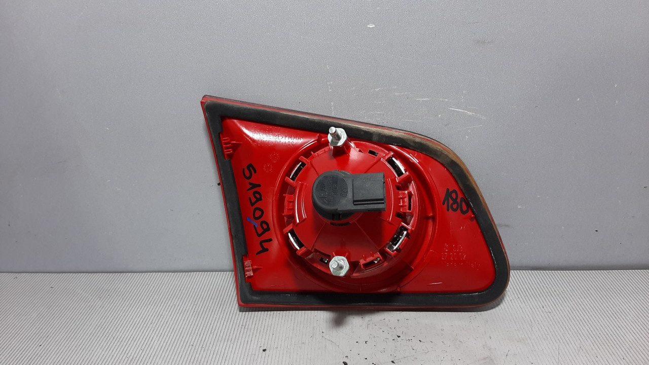 STOP SVJETLO VW PASSAT B6 > 05-10 3C9945094