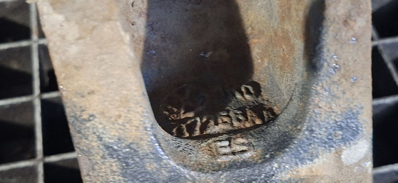 DIJELOVI GLAVCINA AUDI Q3 > 11-15 2.0 1K0407256AA