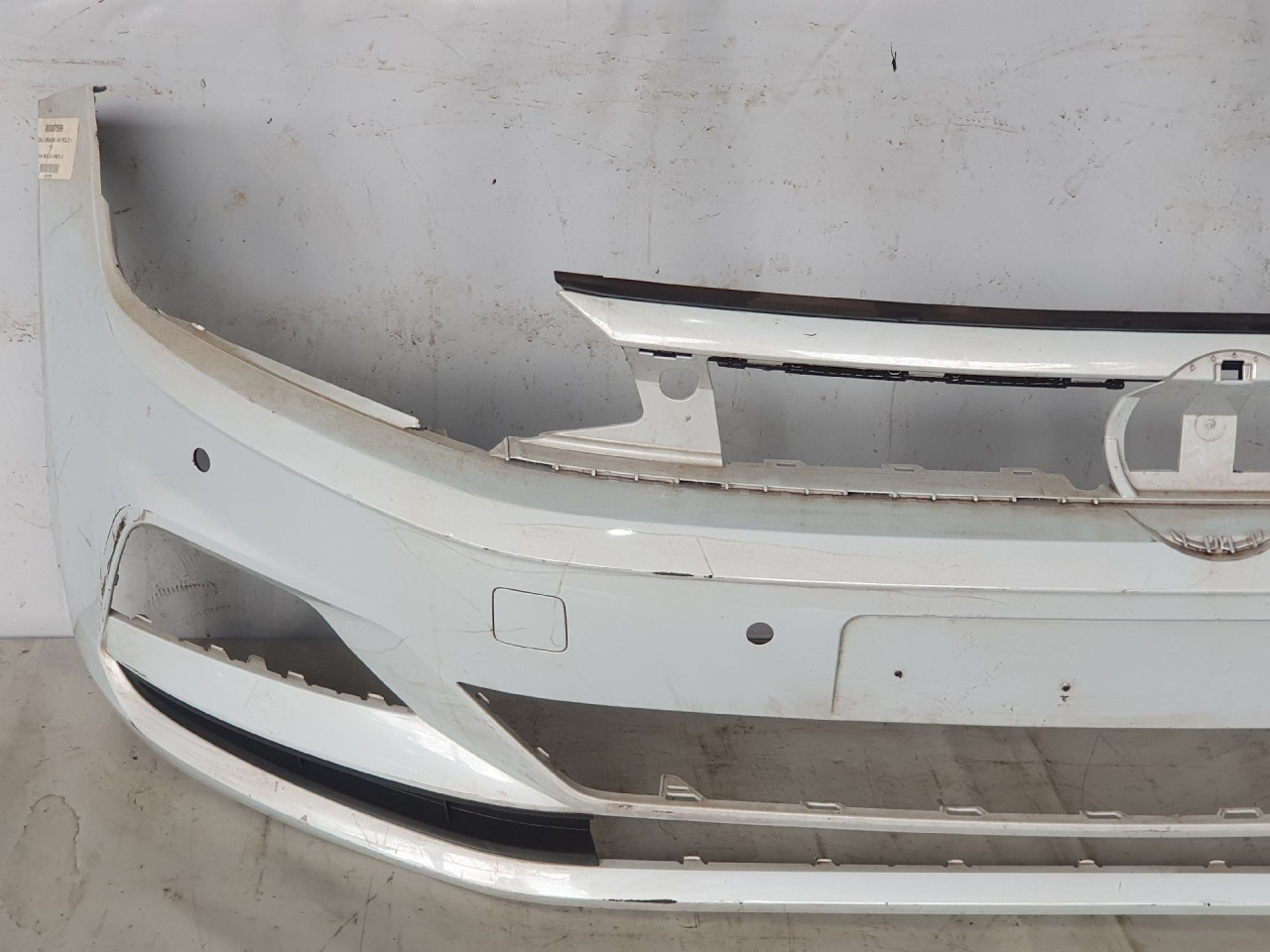 DIJELOVI BRANIK VW POLO > 17-21 2G0807221