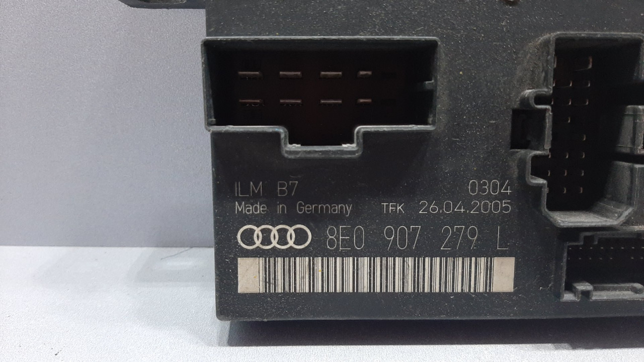 BCM ELEKTRONIKA AUDI A4 (B7) > 04-07 8E0907279L