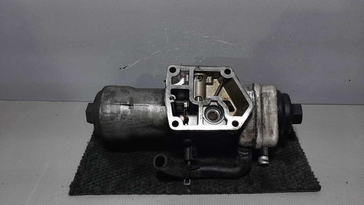 KUCISTE FILTERA ULJA AUDI A3 > 03-08 045115389K