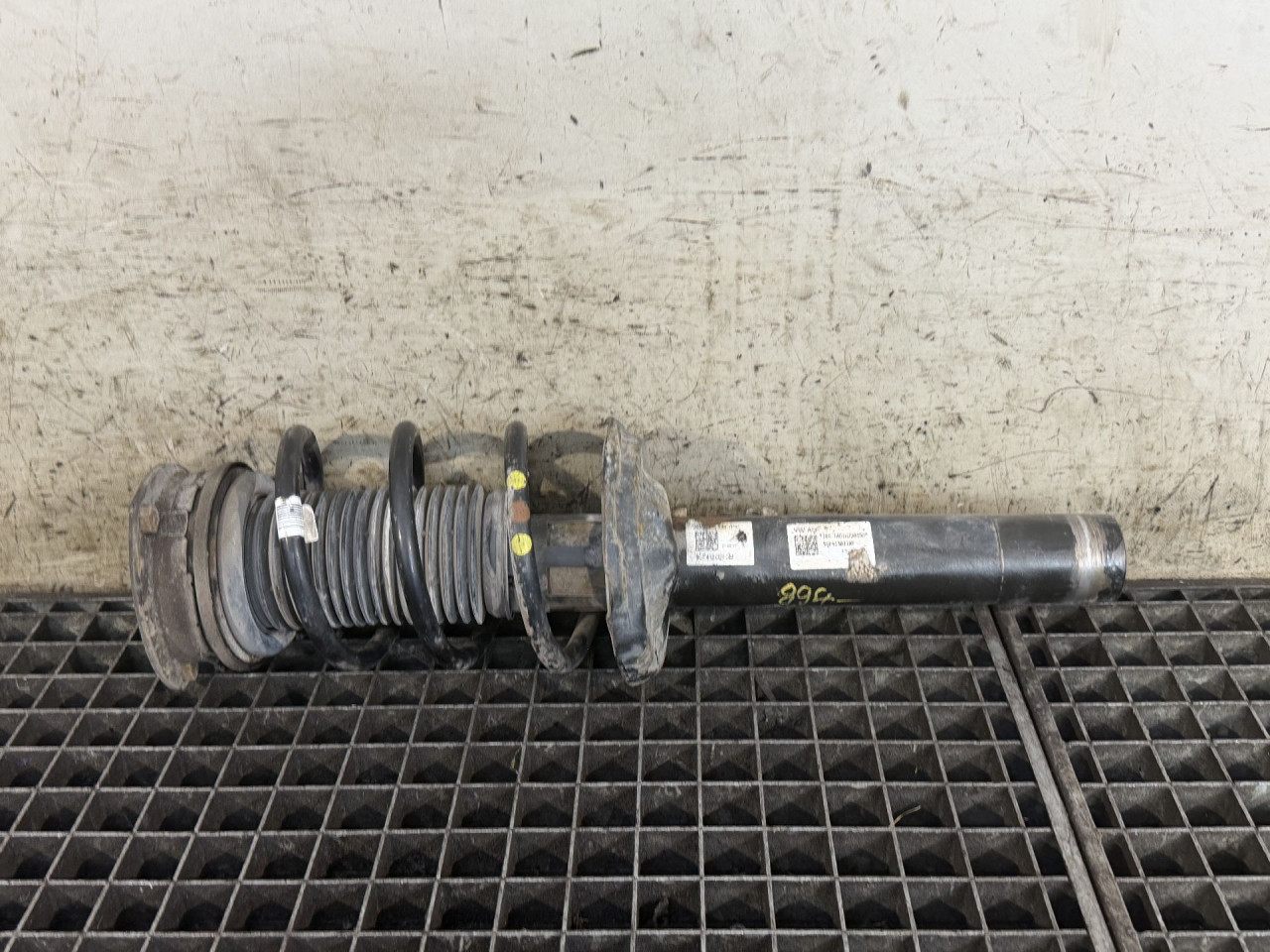 DIJELOVI AMORTIZER VW TIGUAN > 16-20 2.0 5QF413031AF