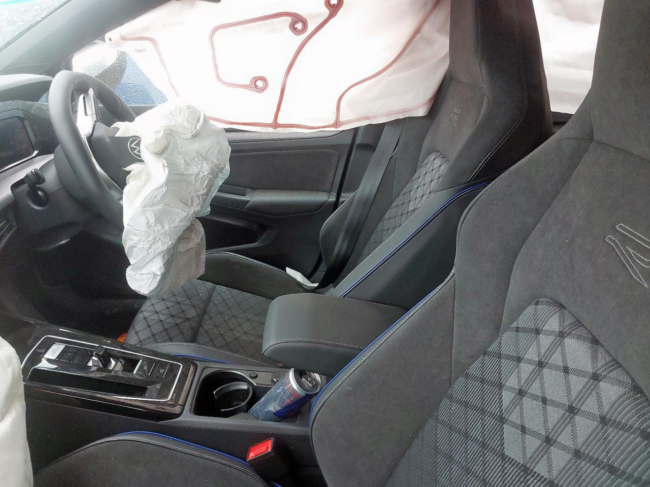 DIJELOVI VW GOLF 8 R-LINE 2.0 DIZEL 110KW MJENJAC MOTOR DXRB