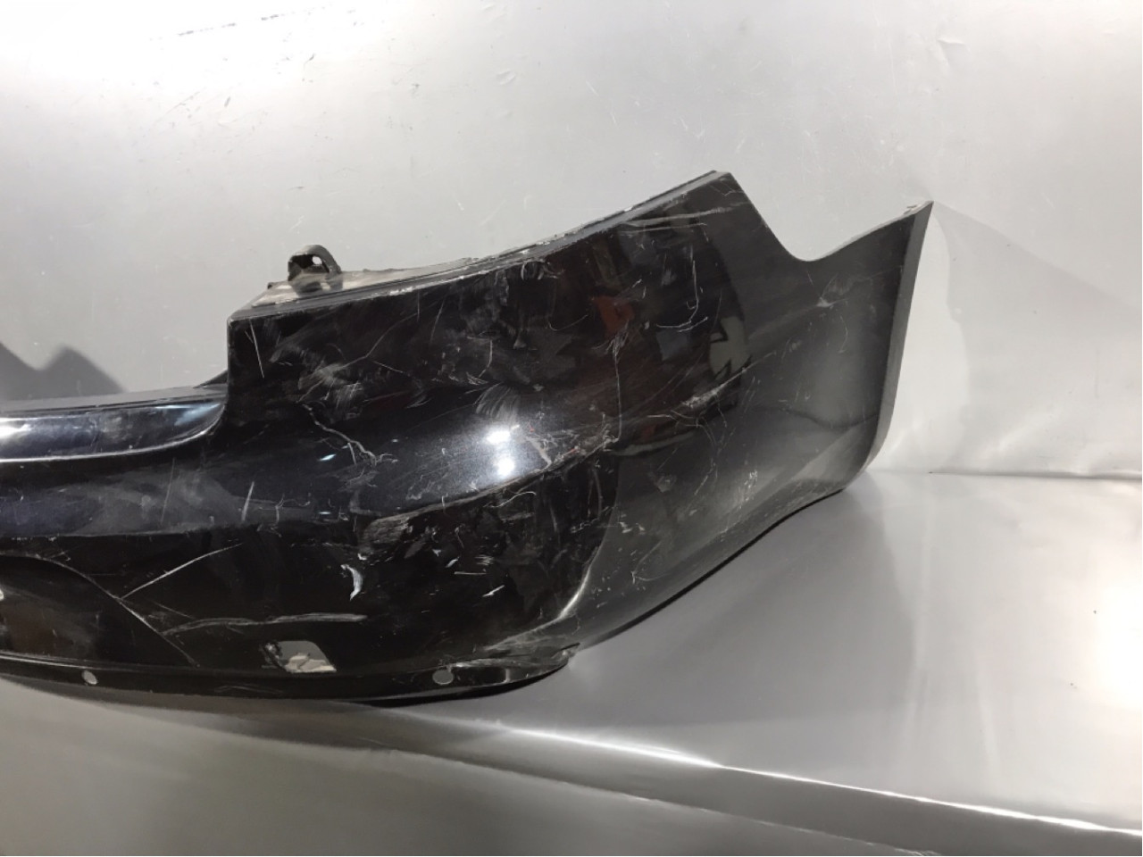 DIJELOVI BRANIK SKODA SUPERB > 08-13 3T5807421